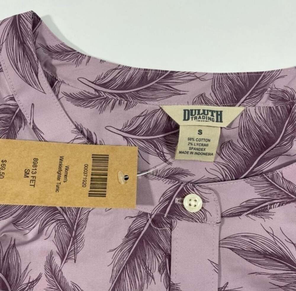 Duluth Trading Co. Anti Wrinkle Cotton Tunic Shirt with Feather Graphic - Picture 7 of 7